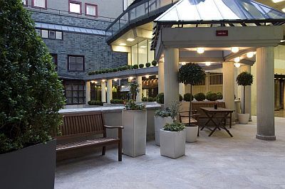 Mercure hotels in Boedapest - terras van het viersterren Mercure Budapest City Center