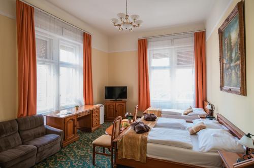 City Hotel Unio Budapest - beschikbare tweepersoonskamer in het centrum voor actieprijzen
