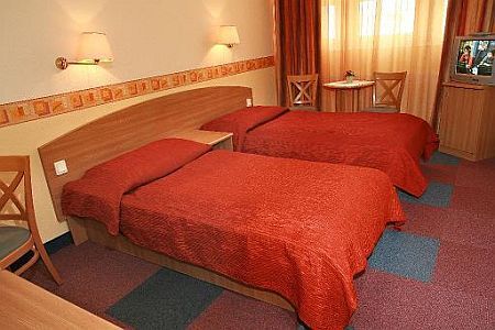 Beschikbare tweepersoonskamer in Zuglo, vlakbij de Vasarvaros en de metrohalte Stadionok - goedkope hotel in Boedapest
