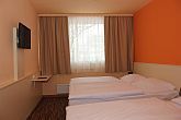 Goedkoop hotel, gerlegen vlakbij de Ulloi weg in Boedapest - 3-sterren Hotel Pest Inn in de buurt van de internationale luchthaven Liszt Ferenc
