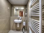 Hotel Anna Budapest - prachtige nieuwe schone badkamer in Buda