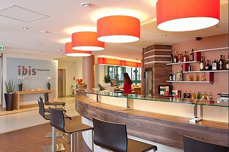 Receptie van het 3-sterren Hotel Ibis Boedapest Centrum in het hart van Boedapest