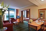 Elegante suite met panoramauitzicht over de Donau - Danubius Health Spa Resort Helia - prachtig hotel in Boedapest, Hongarije