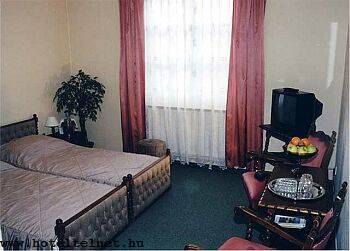 Vrije tweepersoonskamer van het Gold Hotel Pest - pensions in Boedapest, Hongarije